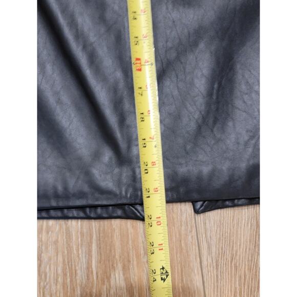 NWT JLC New York Mini Skirt Leather Black Sz 12 Edgy Retro - Picture 9 of 11
